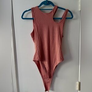 Ribbed bodysuit tank with keyhole cutout, size M